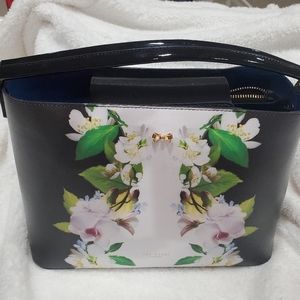 Gorgeous Floral Ted Baker purse *Pls Message First